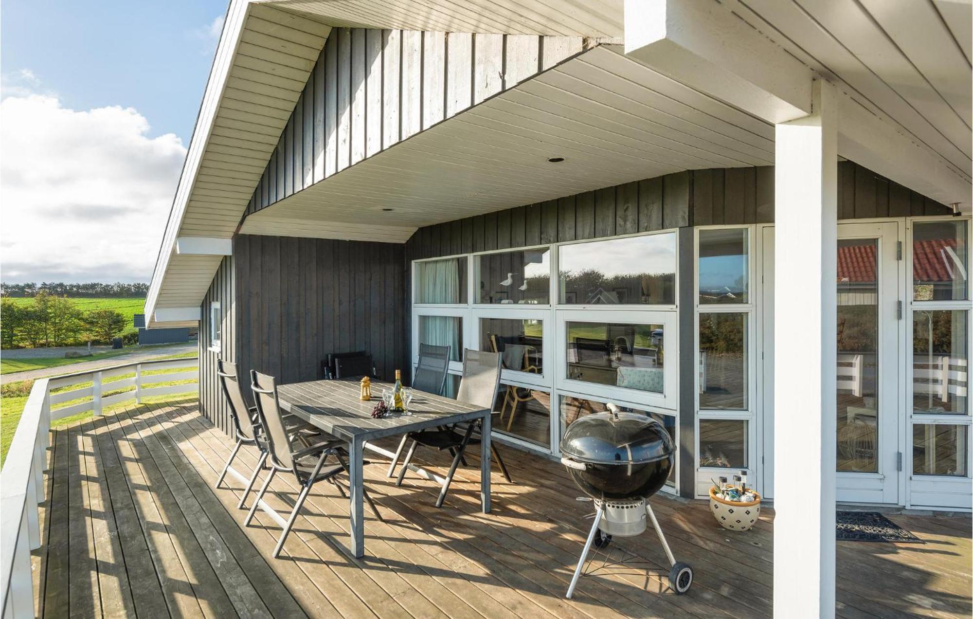 Beautiful Home In Nordborg With Wifi エクステリア 写真