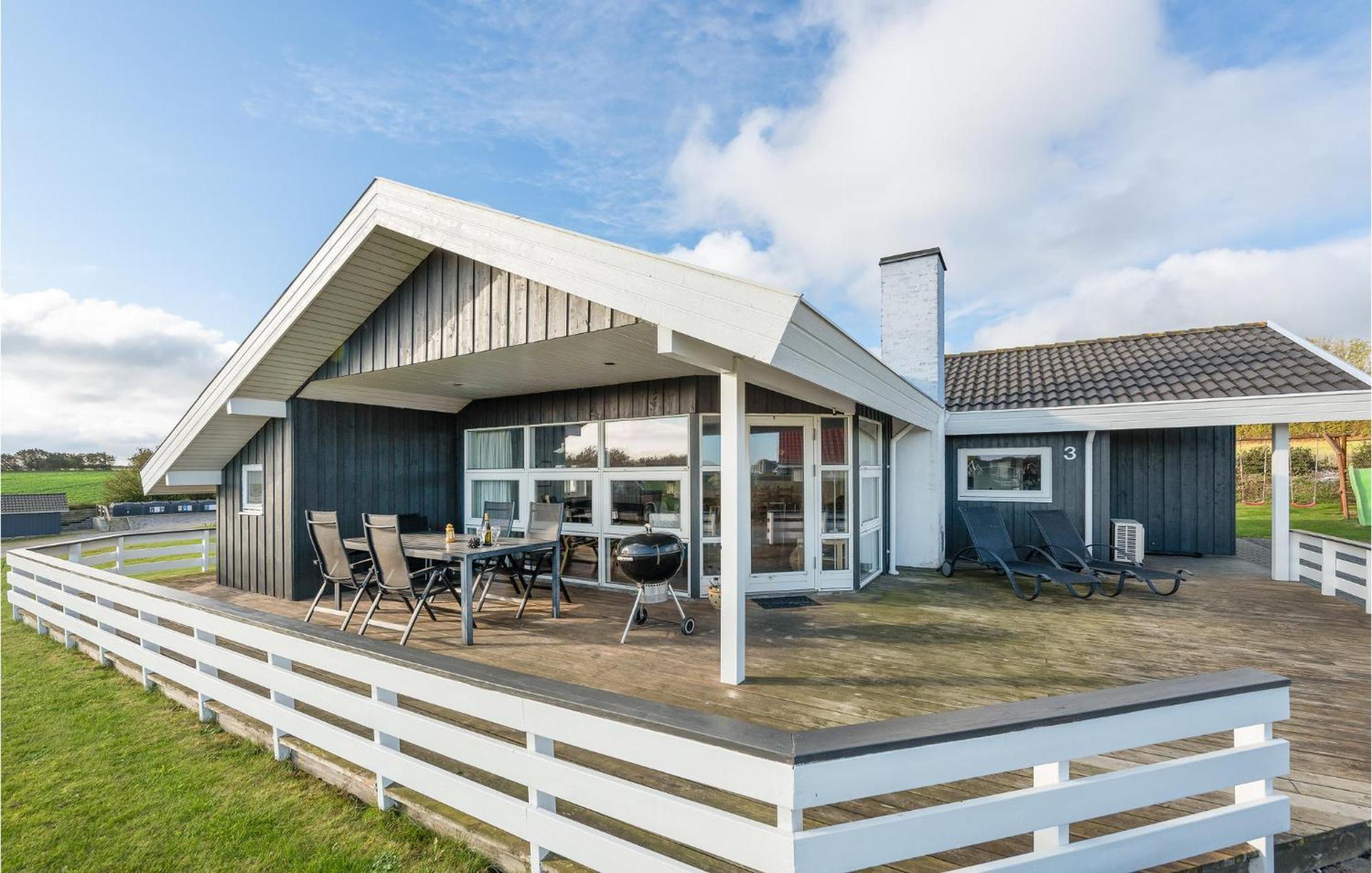 Beautiful Home In Nordborg With Wifi エクステリア 写真